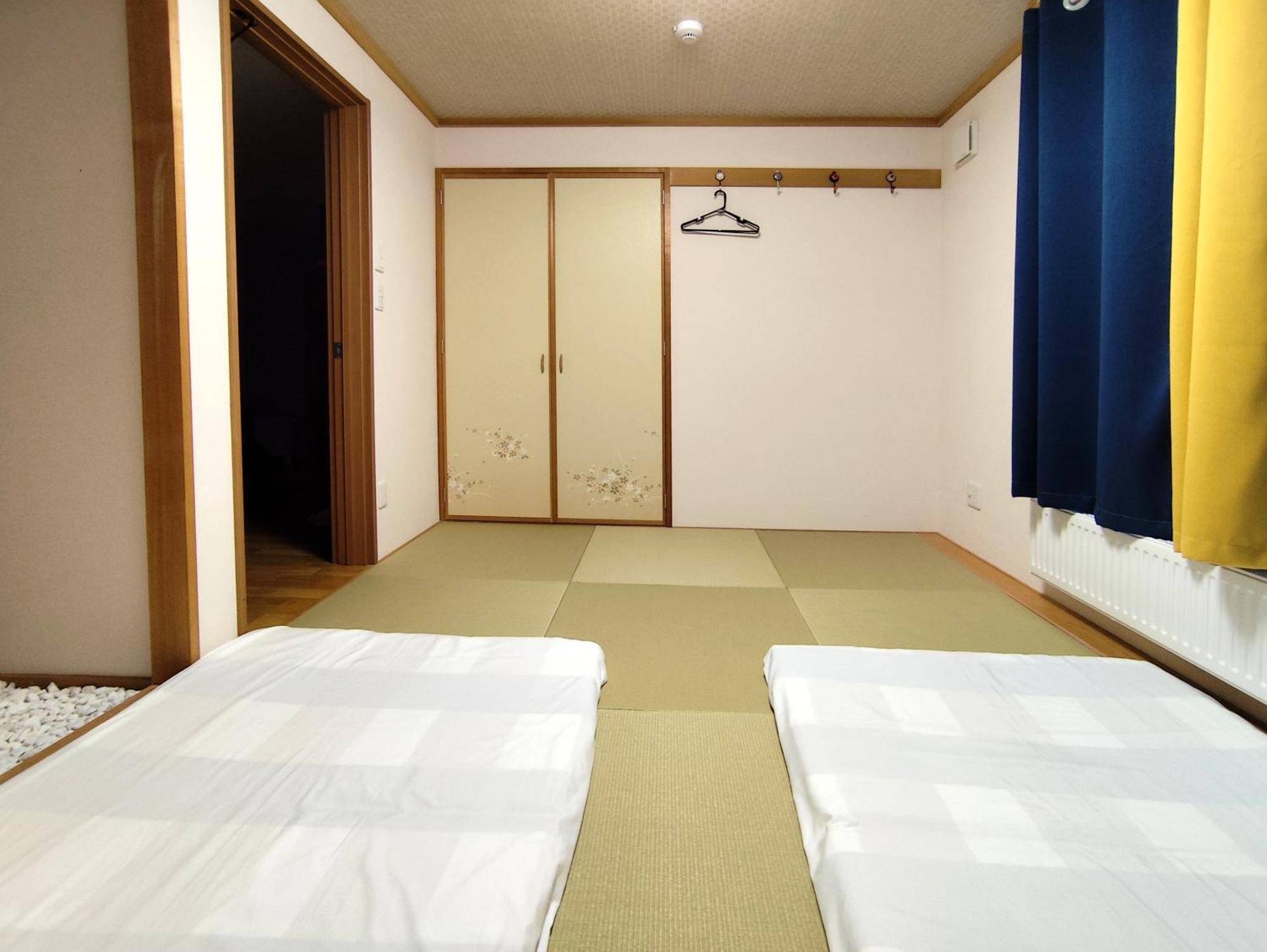 White House Onsen Guesthouse 白老町 エクステリア 写真