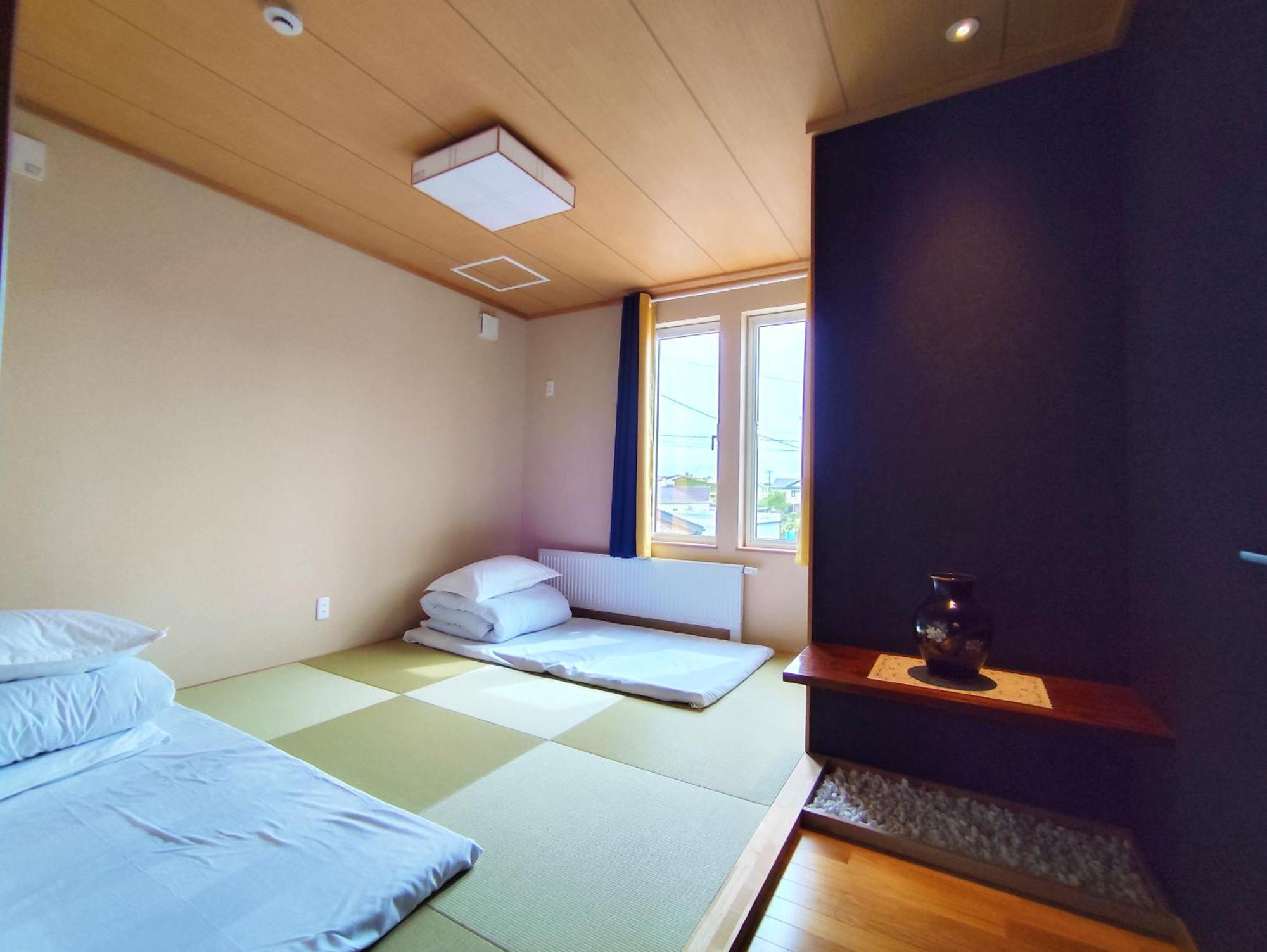 White House Onsen Guesthouse 白老町 エクステリア 写真