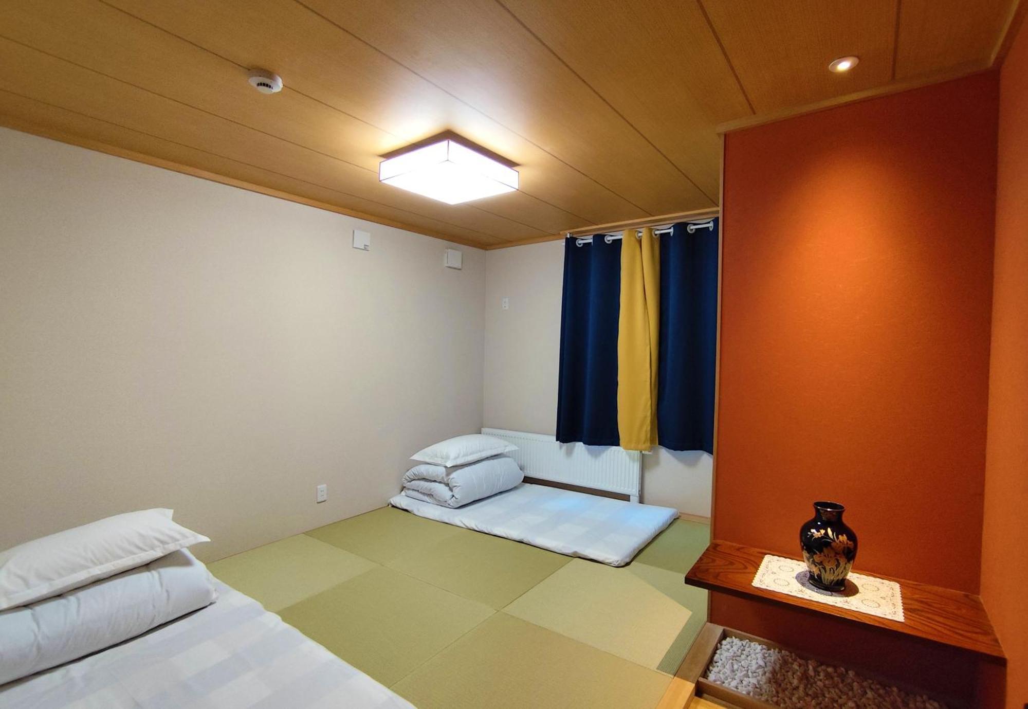 White House Onsen Guesthouse 白老町 エクステリア 写真